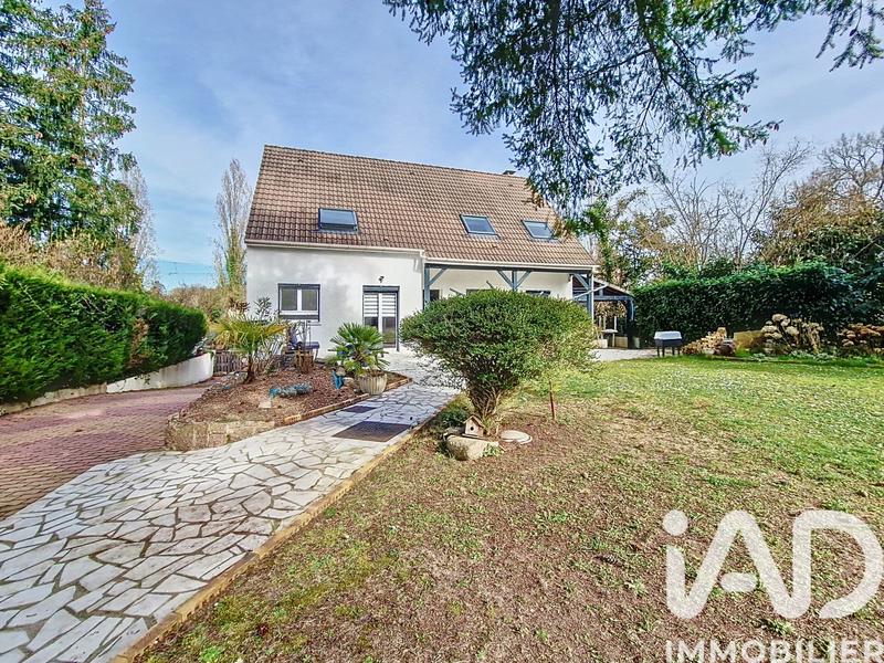 Maison - 152 m² - 7 pièces