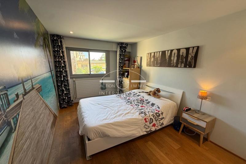 Appartement - 122 m² - 4 pièces