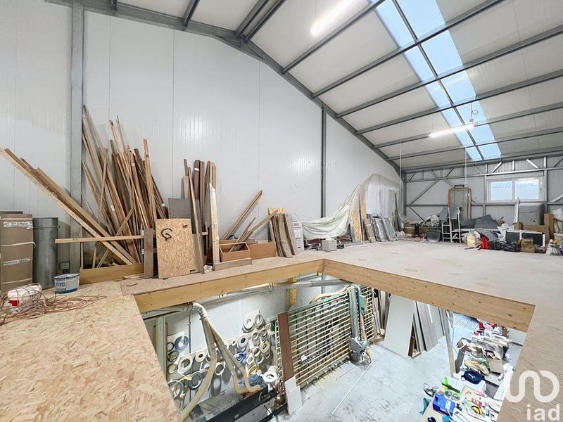 Local commercial - 240 m²