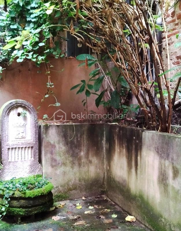 Immeuble - 214 m² - 6 pièces