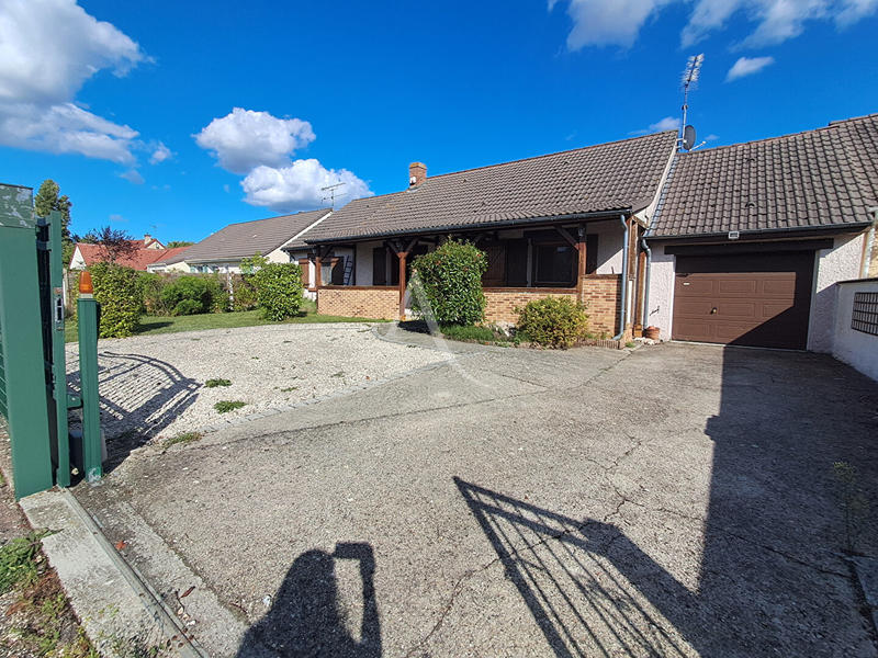 Maison - 140 m² - 5 pièces