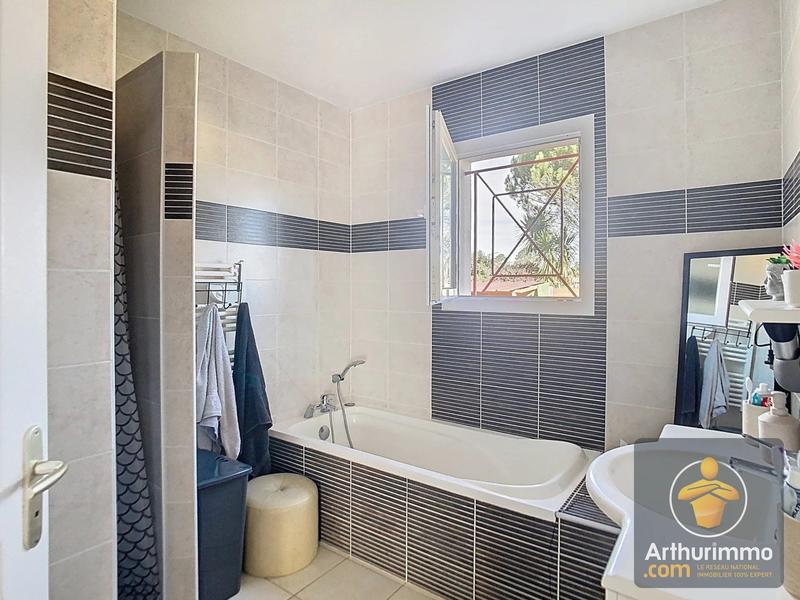 Maison - 97 m² - 4 pièces