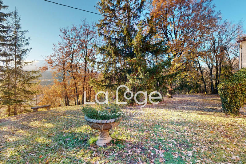 Maison - 190 m² - 5 pièces