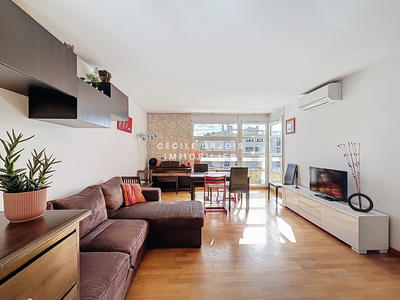 Appartement - 87 m² - 4 pièces