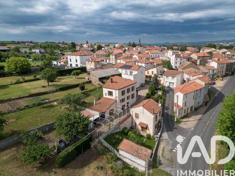 Maison de village - 97 m² - 4 pièces