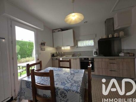 Maison - 96 m² - 5 pièces