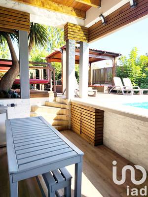 Maison - 90 m² - 5 pièces