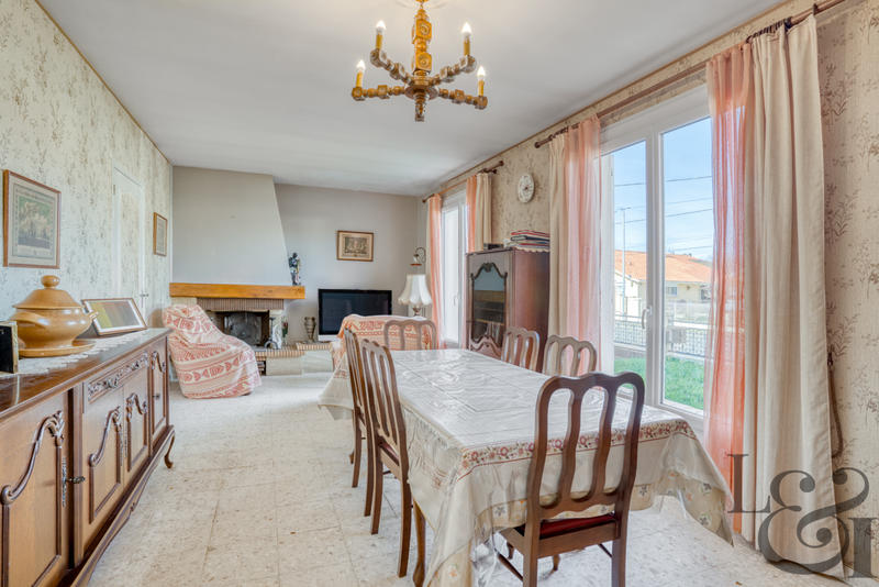 Maison - 105 m² - 6 pièces