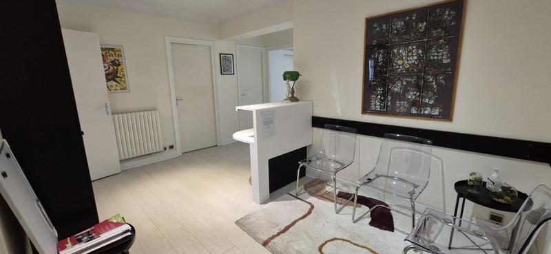 Bureau - 74 m² - 5 pièces