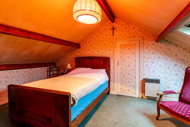 Maison - 1 m² - 5 pièces