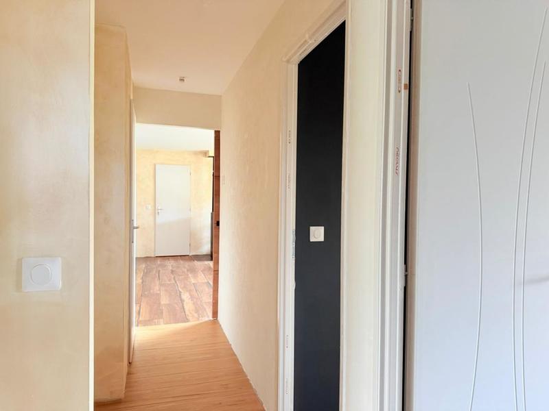 Maison - 96 m² - 4 pièces