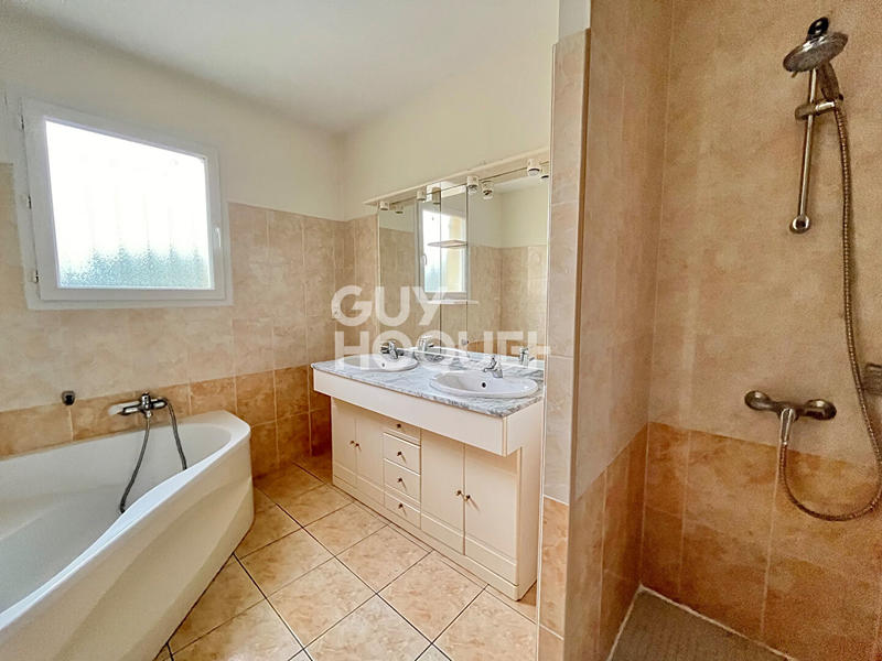 Maison - 115 m² - 5 pièces