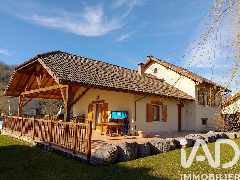 Maison - 88 m² - 4 pièces