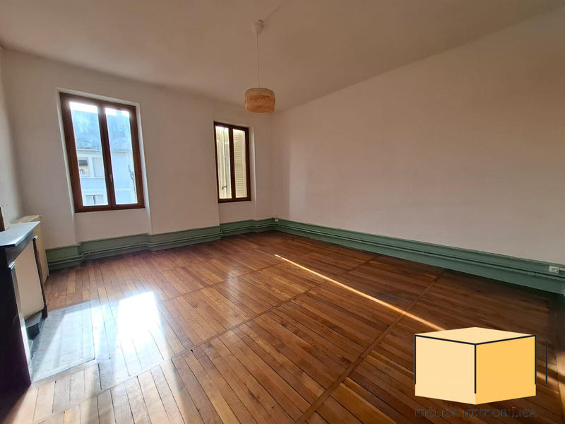 Appartement - 125 m² - 4 pièces