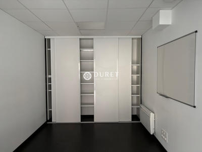 Bureau - 117 m²