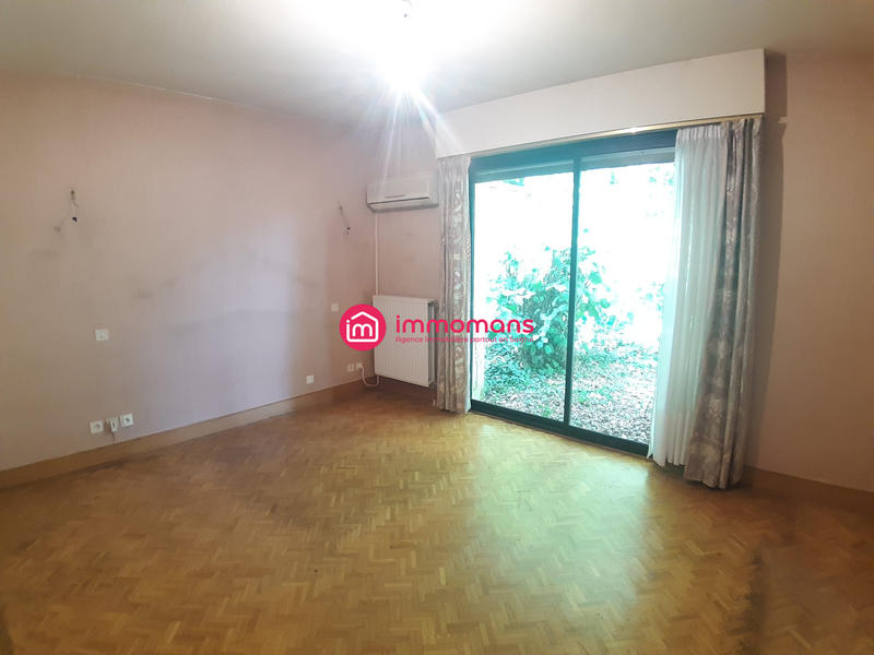 Maison - 180 m² - 8 pièces