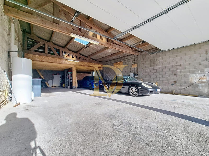 Maison ancienne - 181 m² - 6 pièces