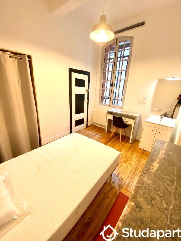 Chambre - 13 m² - 1 pièce