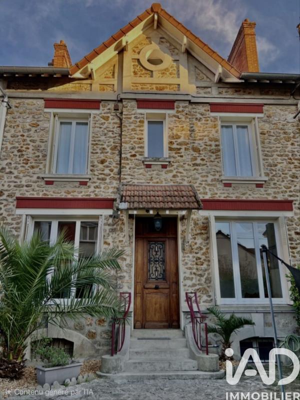 Maison - 244 m² - 9 pièces