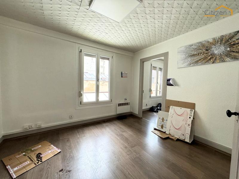 Local commercial - 118 m² - 4 pièces