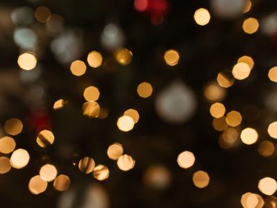 Défilé de tracteurs lumineux