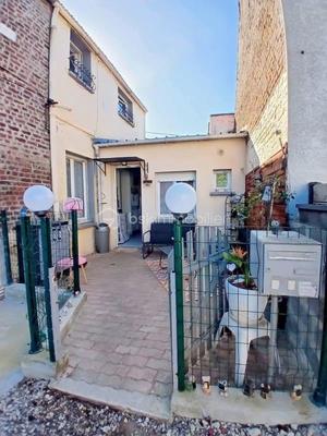 Immeuble - 90 m² - 6 pièces