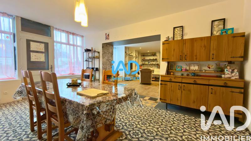 Maison - 235 m² - 5 pièces