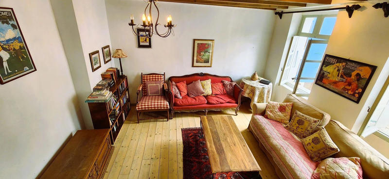 Maison traditionnelle - 69 m² - 5 pièces