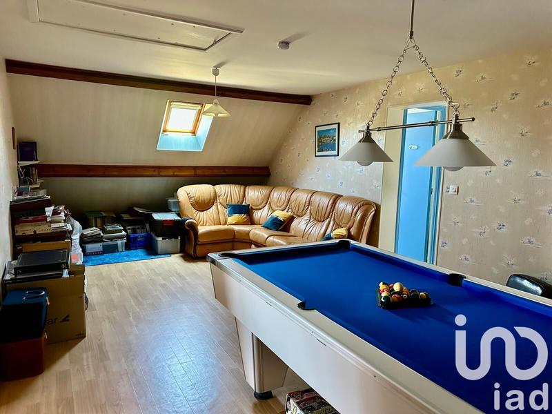 Maison - 185 m² - 8 pièces