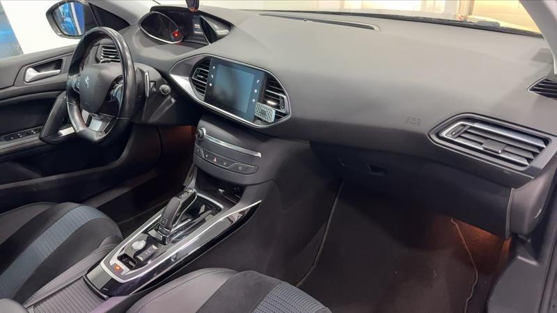 Peugeot 308 1.2 PureTech 130 Eat8 Tech Edition - Automatique