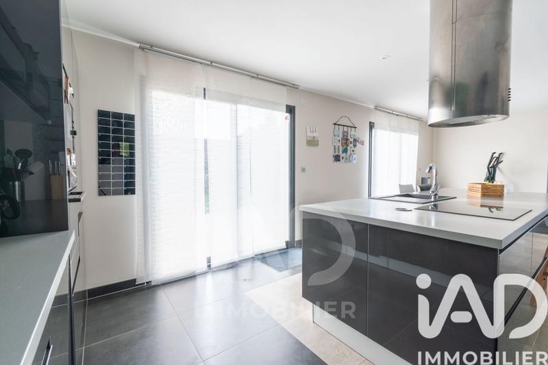 Maison - 195 m² - 6 pièces
