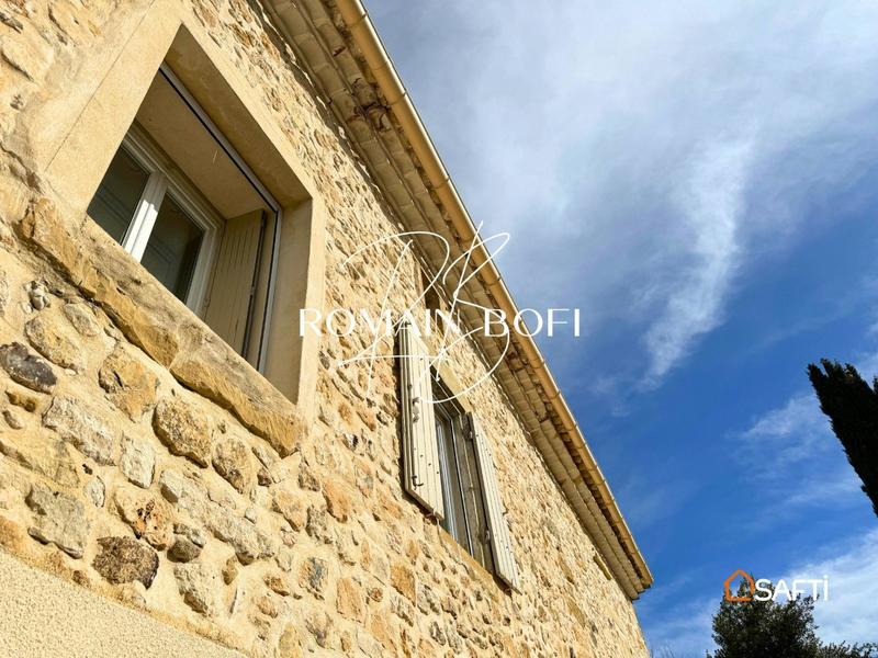 Maison - 250 m² - 11 pièces