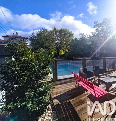 Maison de maîtres - 281 m² - 8 pièces