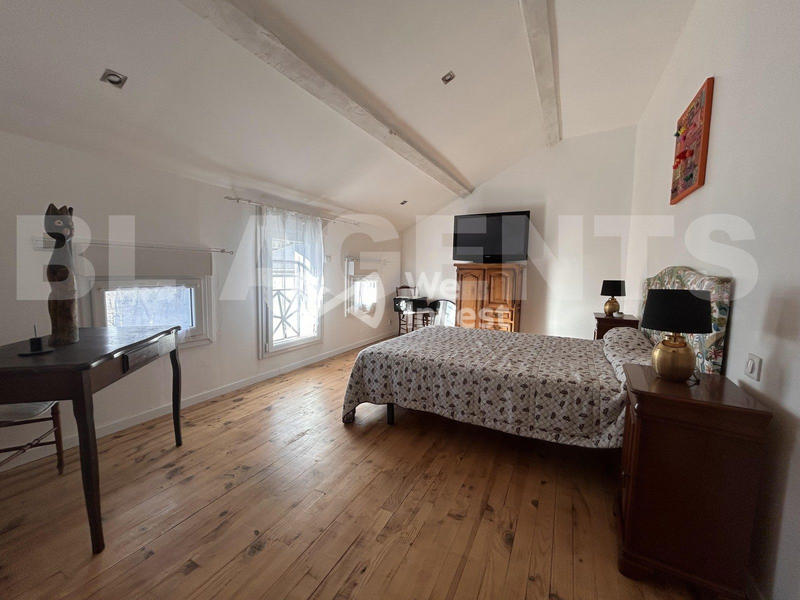 Maison - 141 m² - 8 pièces