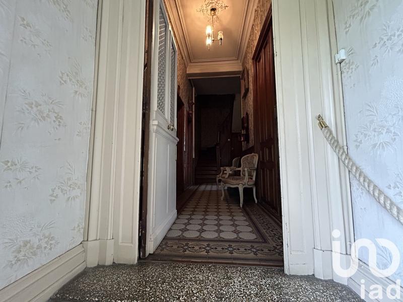 Maison - 148 m² - 9 pièces