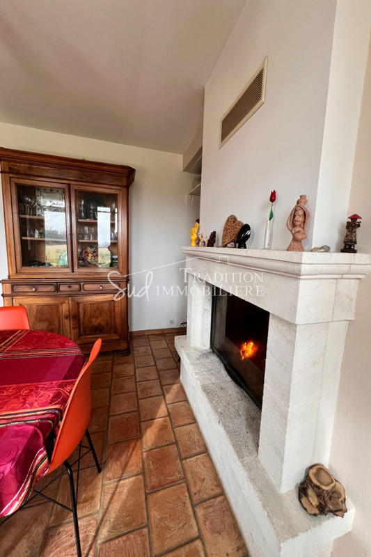 Mas - 235 m² - 2 pièces