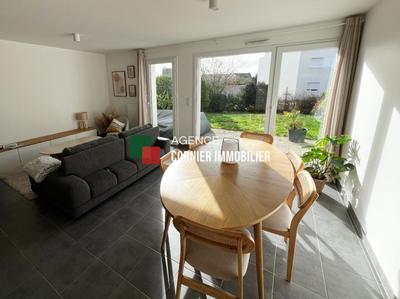 Pavillon - 84 m² - 4 pièces