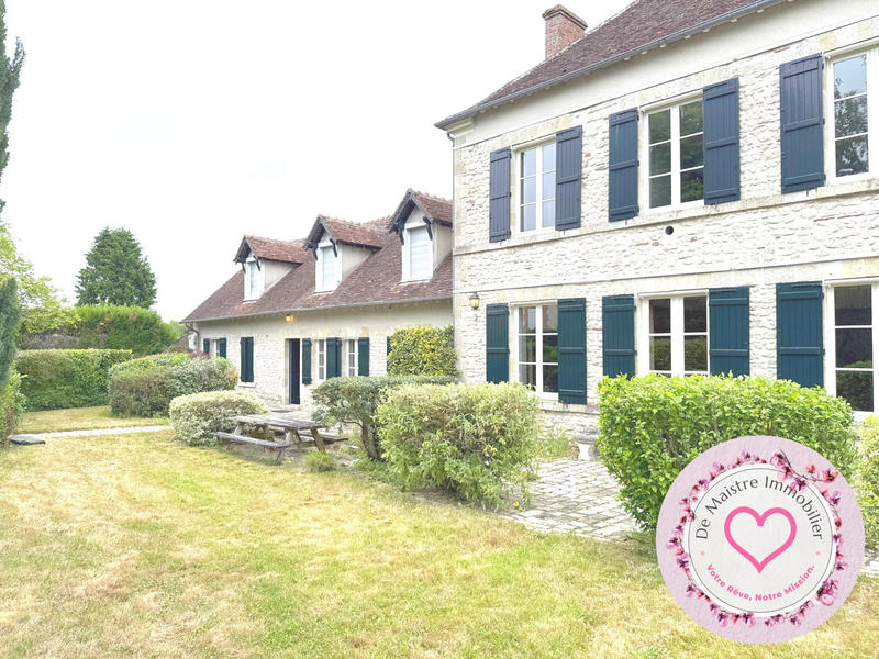 Maison - 343 m² - 13 pièces