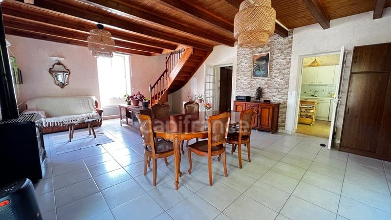 Maison - 170 m² - 6 pièces