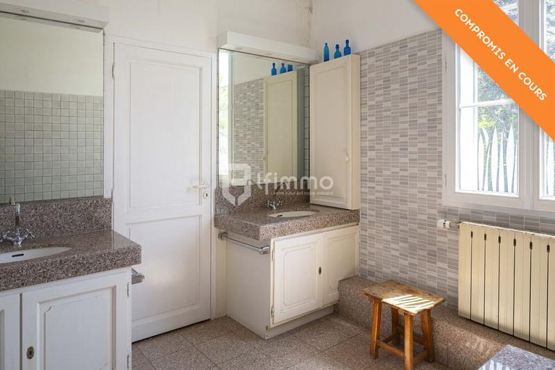 Villa - 265 m² - 7 pièces