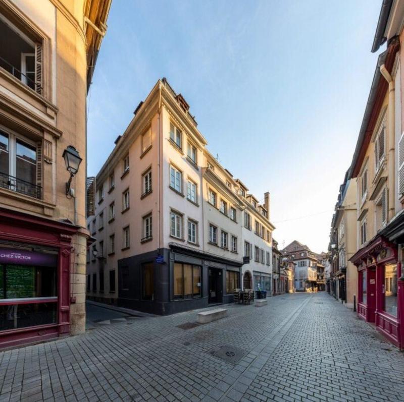 Immeuble - 1 076 m²