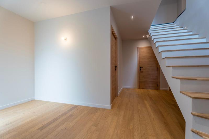 Maison - 182 m² - 6 pièces