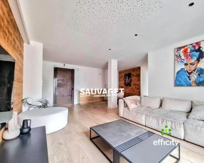 Appartement - 97 m² - 4 pièces