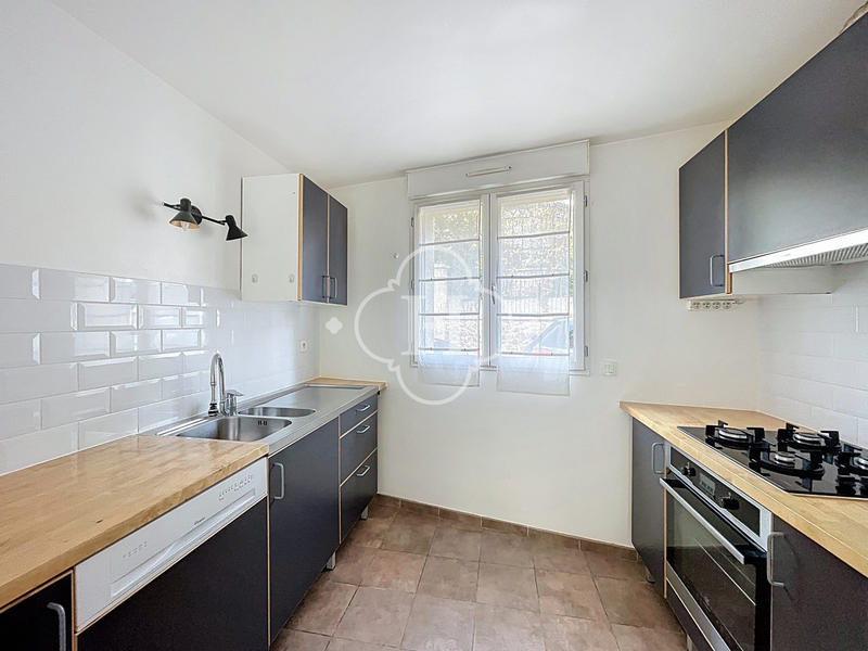 Maison - 76 m² - 4 pièces