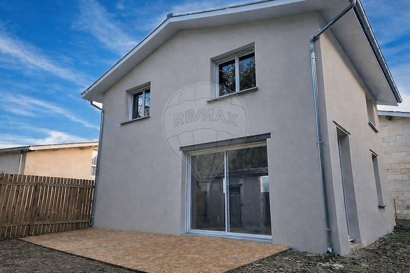 Maison - 85 m² - 2 pièces