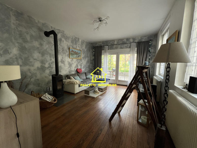 Maison - 210 m² - 5 pièces