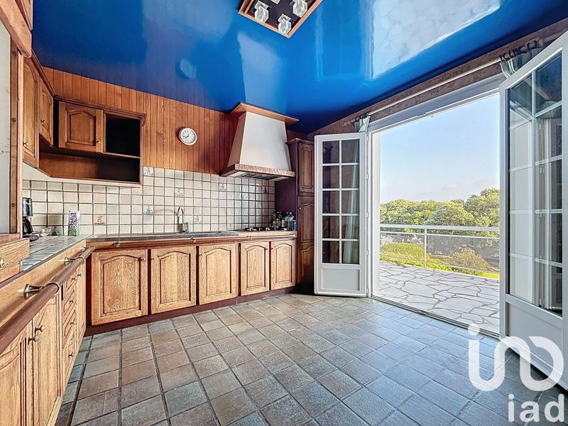 Maison - 186 m² - 5 pièces