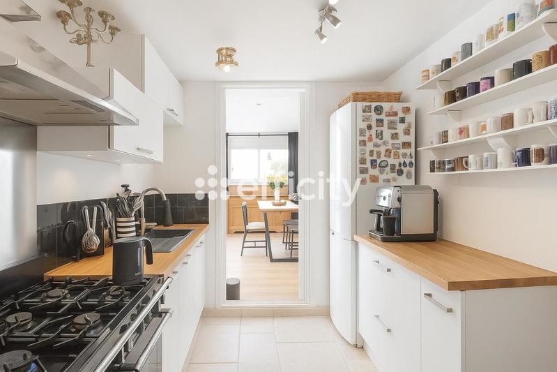 Maison - 150 m² - 5 pièces