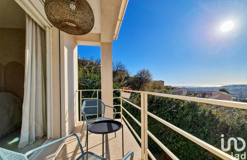 Maison - 180 m² - 6 pièces