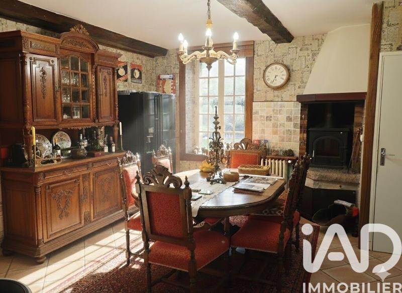 Maison - 230 m² - 10 pièces